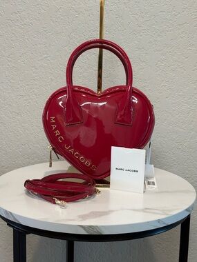 Marc Jacobs Red Heart Patent Leather Crossbody Shoulder Bag NWT